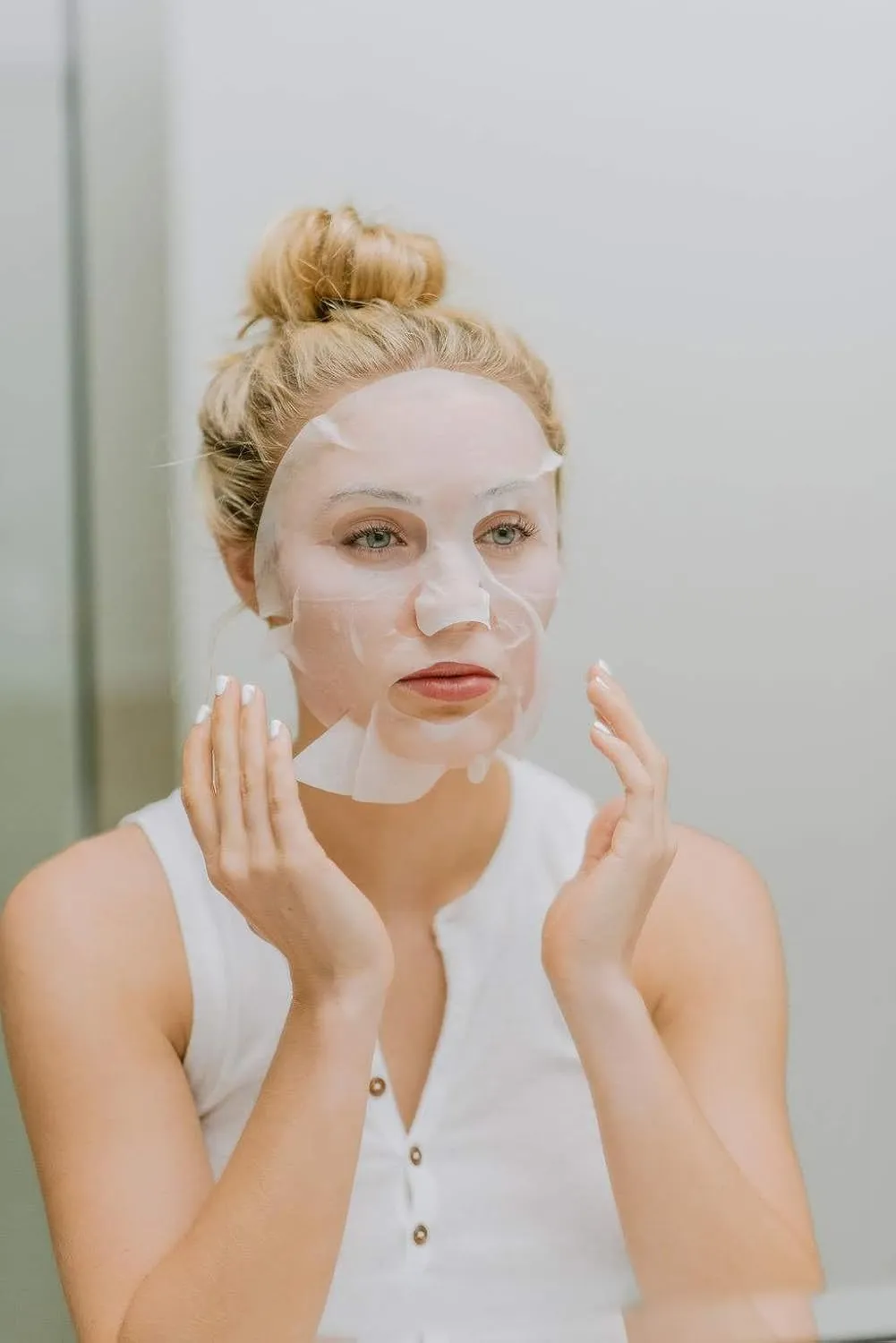 Karuna Skin - Age-Defying  Face Masks for Dry, Mature Skin, Rejuvenating & Nourishing Sheet Masks Skincare Essential, Facial Mask with Elderberry, Calendula & Wild Yam, 4 Sheets per Pack
