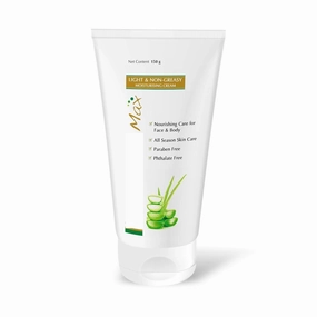 Max Light & Non-Greasy Moisturizing Skin Cream - 150g | All Season Skin Care | Paraben Free | Phtlalate Free | Non Greasy, Light Texture | Enriched with Vitamin-E & Jojoba Oil