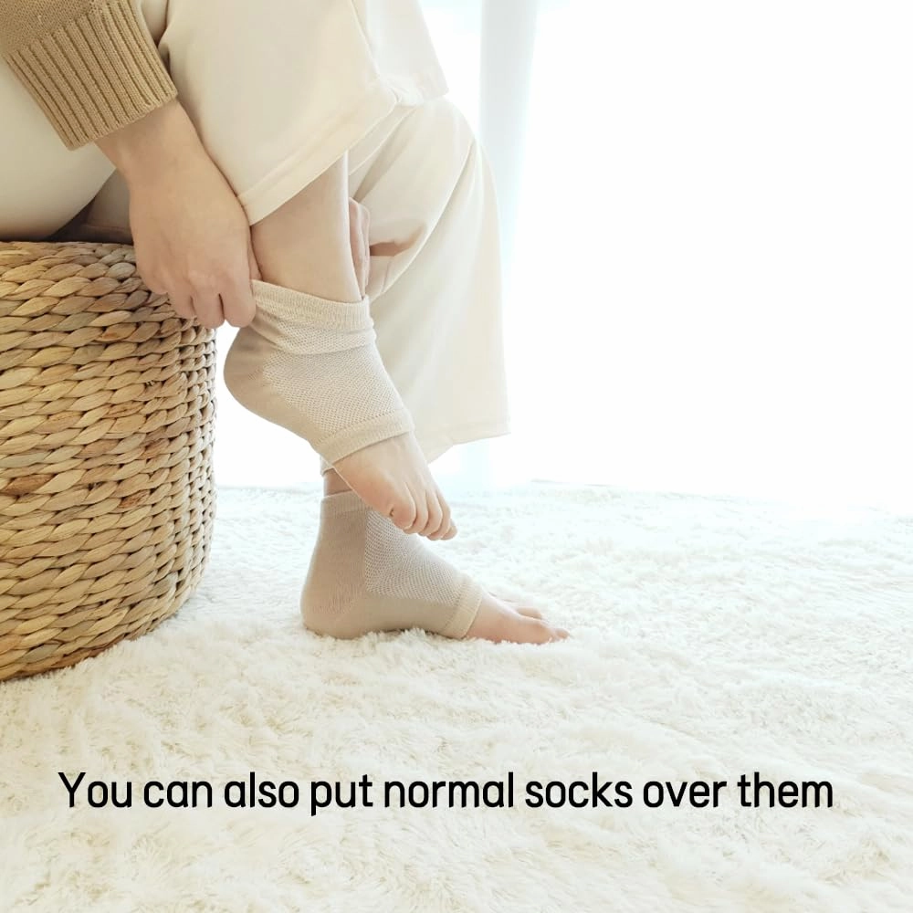 Moisturizing Gel Heel Socks to Repair Dry Cracked Heel - Soften, Soothe, and Revitalize Your Feet, for Men and Women (Mint, 2 Pairs)