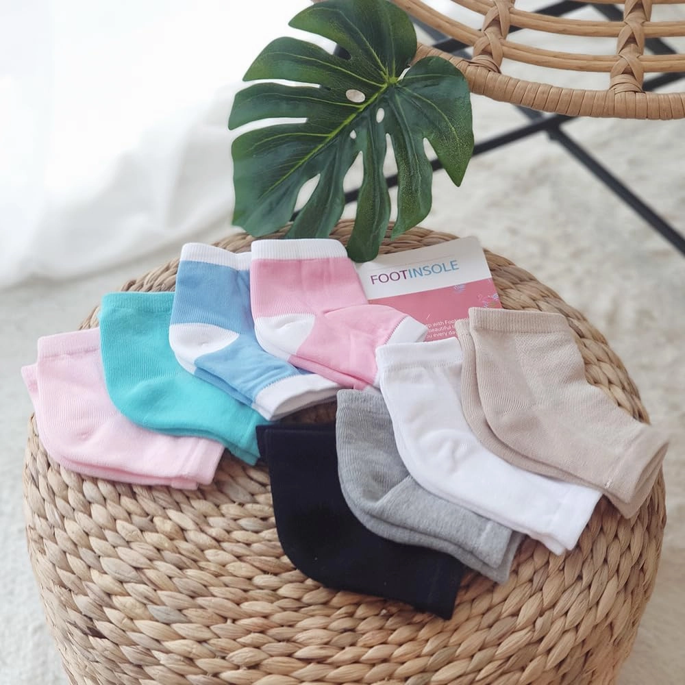 Moisturizing Gel Heel Socks to Repair Dry Cracked Heel - Soften, Soothe, and Revitalize Your Feet, for Men and Women (Mint, 2 Pairs)