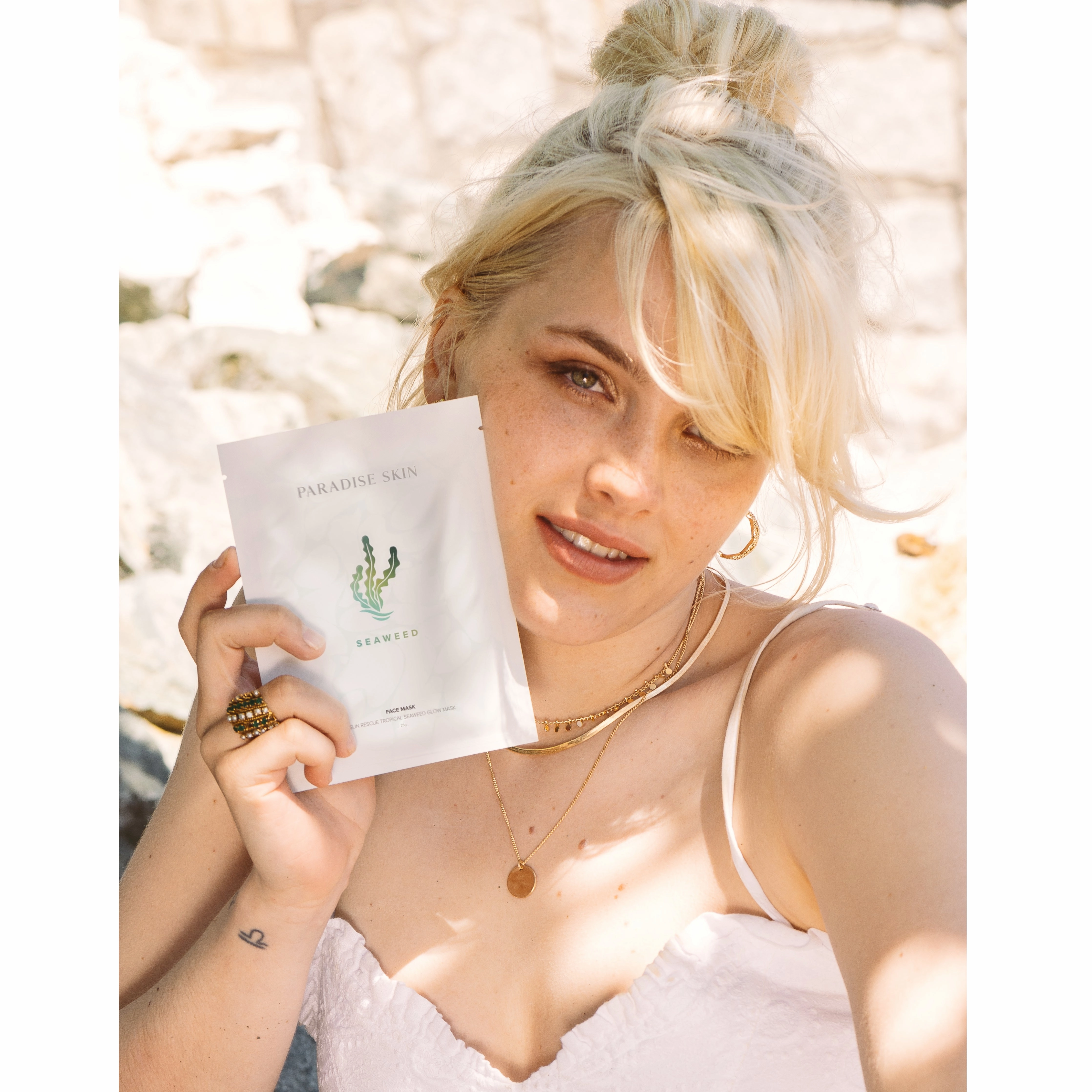 SUN RESCUE - TROPICAL SEAWEED GLOW MASK